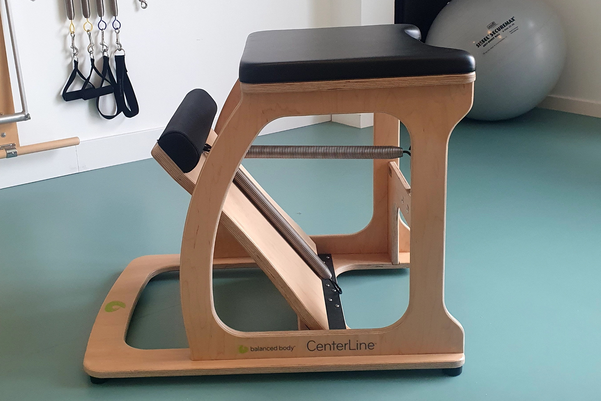 Le studio 4 chair pilates studio pilates